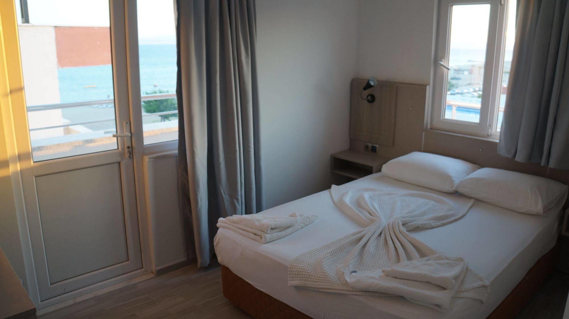 Hotel Marine Ayvalı Eksteriør bilde